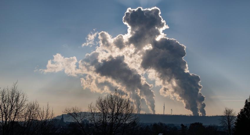COVID-19 restriction measures caused an unprecedented drop of 2.4 billion tonnes of CO2 in 2020